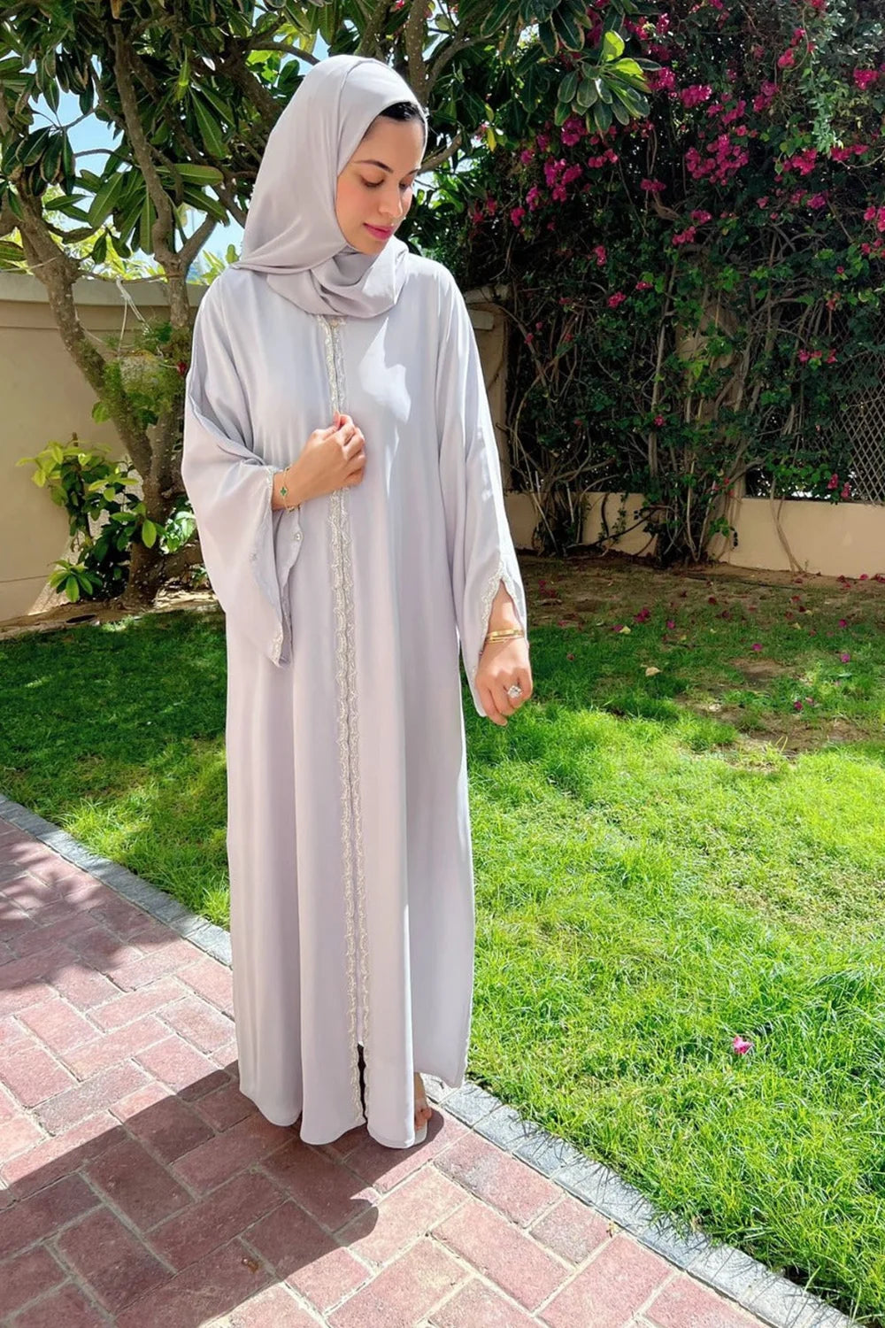 Scalloped Edge Abaya Fog Grey